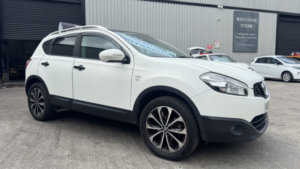 2012 Nissan Qashqai 1.5 Dci N-Tec Diesel White 5dr Satnav+panroof+pxtoclear in White — image 5