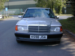 1992 Mercedes-Benz 190 Ref 8708 - Mercedes Benz 190 2.0e Automatic (rhd - Uk Car) in Silver — image 4