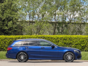 2015 Mercedes-Benz C Class 2.1 C250d Amg Line (premium Plus) 7g-Tronic+ Euro 6 (s/s) 5dr in Blue — image 2