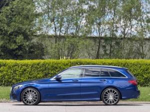 2015 Mercedes-Benz C Class 2.1 C250d Amg Line (premium Plus) 7g-Tronic+ Euro 6 (s/s) 5dr in Blue — image 4