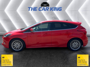 2014 Ford Focus 1.0t Ecoboost Zetec S Euro 5 (s/s) 5dr in Red — image 5