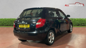 2009 Skoda Fabia 1.4 16v 2 5dr in Black — image 4