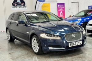 2013 Jaguar Xf 3.0d V6 Premium Luxury Sportbrake Auto Euro 5 (s/s) 5dr in Blue — image 2