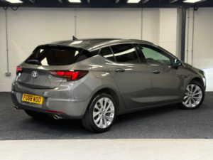 2018 Vauxhall Astra 1.6i Turbo Gpf Elite Nav Euro 6 (s/s) 5dr — image 2