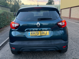 2019 Renault Captur 1.5 Dci Energy Iconic SUV 5dr Diesel Edc Euro 6 (s/s) (90 Ps) in Blue — image 4