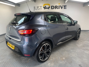 2017 Renault Clio 0.9 Tce Dynamique S Nav Hatchback 5dr Petrol Manual Euro 6 (s/s) (90 Ps) in Grey — image 5