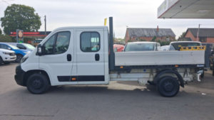 2021 Peugeot Boxer 2.2 Bluehdi 335 Built For Business Tipper Double Cab 4dr Diesel Manual L3 Euro 6 (s/s) (140 Ps) in White — image 6
