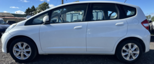 2013 Honda Jazz 1.4 I-Vtec Es in White — image 4