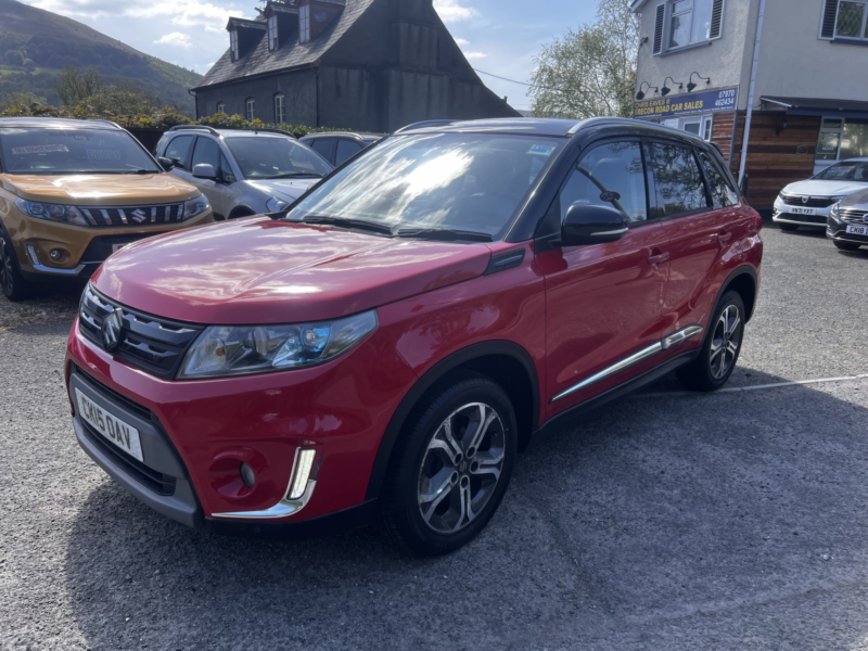2015 Suzuki Vitara 1.6 Sz5 in Red — image 1