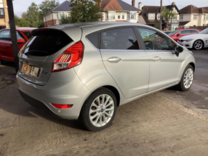 2017 Ford Fiesta 1.0t Ecoboost Titanium X Powershift Euro 6 5dr in Silver — image 5