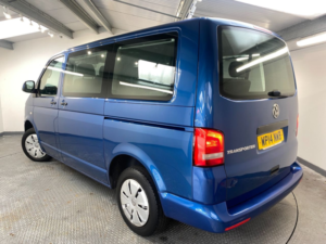 2014 Volkswagen Transporter Shuttle 2.0 Td T30 S Minibus 4dr Diesel Manual L1 H1 (193 G/km, 83 Bhp) in Blue — image 4