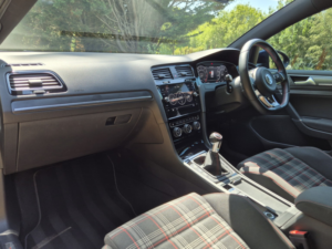 2019 Volkswagen Golf 2.0 Tsi Gti Performance in Blue — image 3
