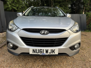2011 Hyundai Ix35 2.0 Crdi Premium 4WD Euro 5 5dr in Silver — image 3