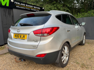 2011 Hyundai Ix35 2.0 Crdi Premium 4WD Euro 5 5dr in Silver — image 6