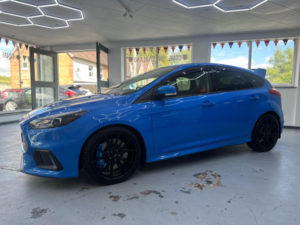 2017 Ford Focus 2.3t Ecoboost Rs AWD Euro 6 (s/s) 5dr in Blue — image 2