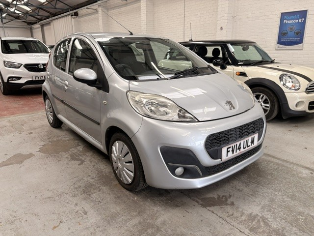 2014 Peugeot 107 1.0 12v Active in Silver — image 1