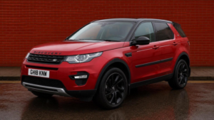 2018 Land Rover Discovery Sport 2.0 Si4 Hse Auto 4WD Euro 6 (s/s) 5dr in Red — image 3