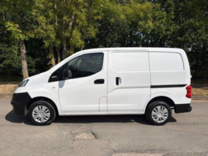2016 Nissan Nv200 1.5 Dci Acenta Swb Euro 6 6dr in White — image 4