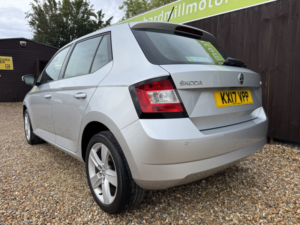 2017 Skoda Fabia 1.2 Tsi Se L in Silver — image 4