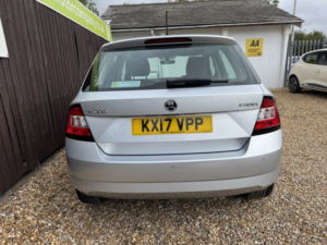 2017 Skoda Fabia 1.2 Tsi Se L in Silver — image 5