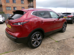 2018 Nissan Qashqai 1.2 Dig-T N-Connecta in Red — image 4
