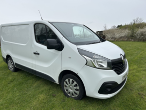 2016 Renault Trafic 1.6 Sl27 Dci 115 Business+ in White — image 2