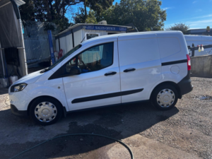 2022 Ford Transit Courier 1.0 Ecoboost Leader L1 Euro 6 (s/s) 5dr in White — image 4