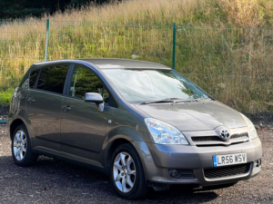 2006 Toyota Corolla Verso 1.8 Vvt-I Tr MPV 5dr Petrol Manual (184 G/km, 127 Bhp) in Grey — image 6