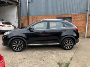 2016 MG Gs 1.5 Tgi Exclusive in Black — image 4