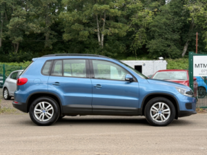 2013 Volkswagen Tiguan 2.0 Tdi Bluemotion Tech S SUV 5dr Diesel Manual 2WD Euro 5 (s/s) (140 Ps) in Blue — image 4