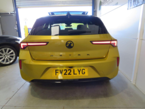 2022 Vauxhall Astra 1.2 Turbo Ultimate Auto Euro 6 (s/s) 5dr in Yellow — image 5