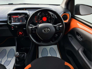 2019 Toyota Aygo 1.0 Vvt-I X-Cite Euro 6 5dr in Orange — image 4
