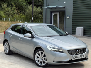 2016 Volvo V40