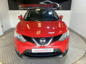 2014 Nissan Qashqai 1.6 Dci Acenta Premium in Red — image 2