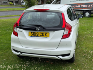 2019 Honda Jazz 1.3 I-Vtec Se Hatchback 5dr Petrol Manual Euro 6 (s/s) (102 Ps) in White — image 6