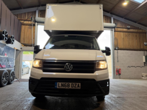 2018 Volkswagen Crafter 2.0 Tdi Cr35 Bluemotion Tech Startline Fwd Lwb Euro 6 (s/s) 2dr in White — image 6