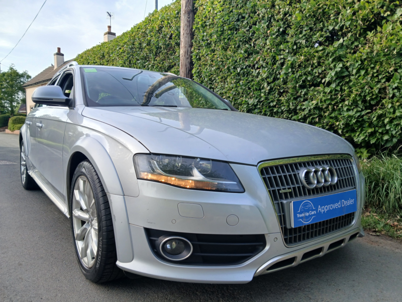 2011 Audi A4 Allroad 2.0 Tdi Estate 5dr Diesel Manual Quattro Euro 5 (s/s) (170 Ps) in Silver — image 1