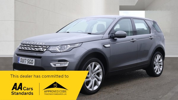 2017 Land Rover Discovery Sport Td4 Hse Luxury in Grey — image 1