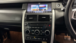 2017 Land Rover Discovery Sport Td4 Hse Luxury in Grey — image 3