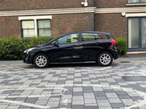 2019 Ford Fiesta 1.0t Ecoboost Zetec Euro 6 (s/s) 5dr in Black — image 4