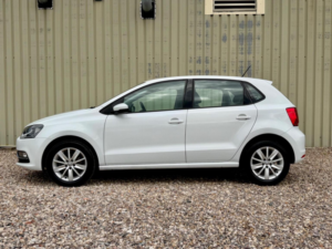 2015 Volkswagen Polo 1.4 Tdi Bluemotion Tech Se Euro 6 (s/s) 5dr in White — image 6