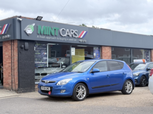 2008 Hyundai I30 1.6 Crdi Premium in Blue — image 5