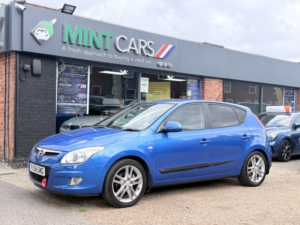 2008 Hyundai I30 1.6 Crdi Premium in Blue — image 6