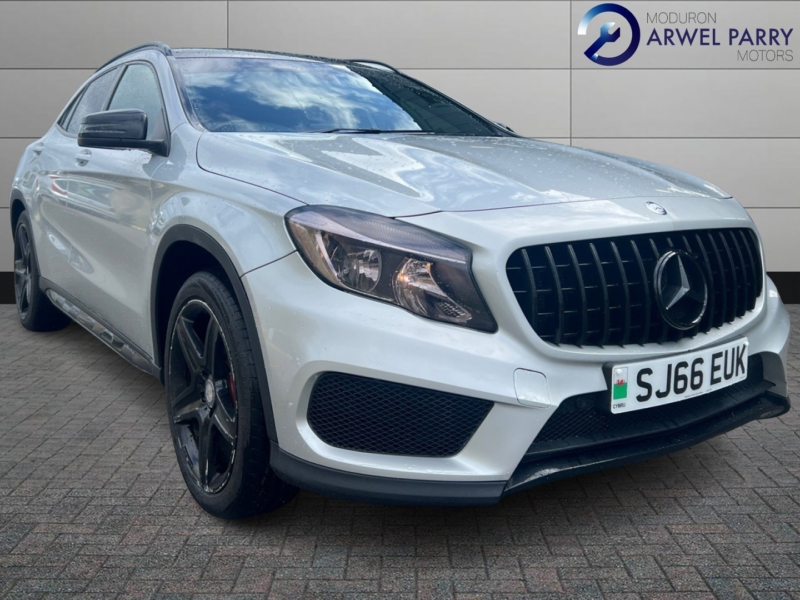 2016 Mercedes-Benz Gla 2.1 Gla220d Amg Line in Silver — image 1
