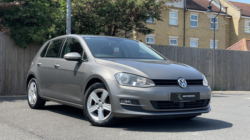 2015 Volkswagen Golf 1.4 Tsi Bluemotion Tech Match in Grey — image 1