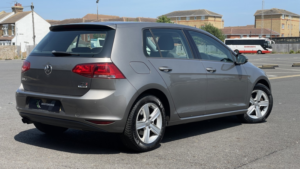 2015 Volkswagen Golf 1.4 Tsi Bluemotion Tech Match in Grey — image 4