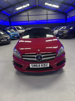 2014 Mercedes-Benz A Class 1.5 A180 Cdi Amg Sport in Red — image 3