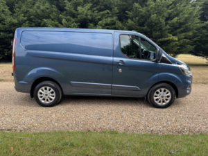 2020 Ford Transit Custom 2.0 280 Ecoblue Limited in Blue — image 4