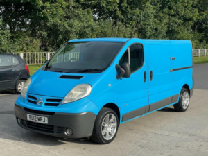 2012 Nissan Primastar 2.0 Dci 3000 Se Refrigerated Van L2 H1 4dr in Blue — image 3