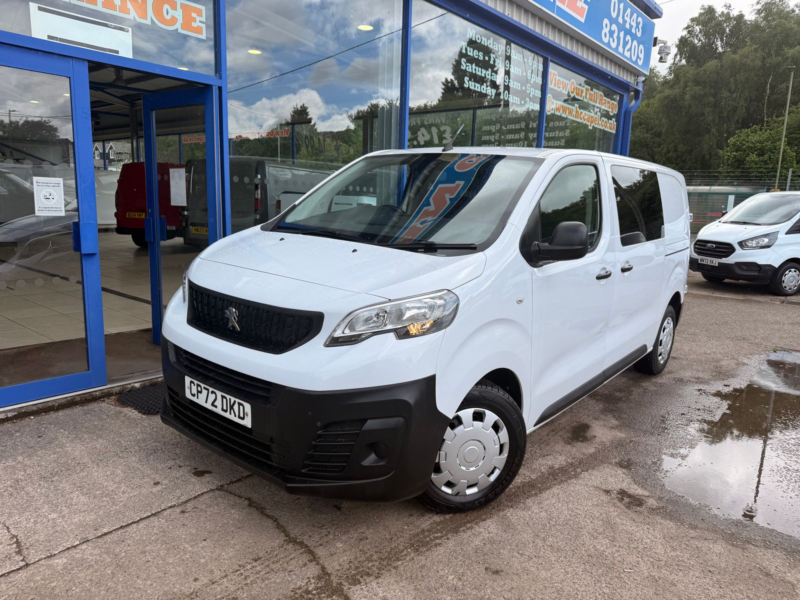 2023 Peugeot Expert 2.0 Bluehdi 1200 Professional Premium Standard Crew Van Double Cab 6dr Diesel Manual Mwb Euro 6 145 Ps in White — image 1